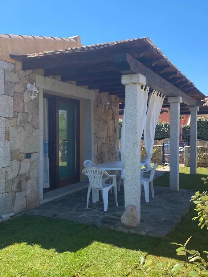 Villa Azzurra Sul Mare Budoni Dom wakacyjny