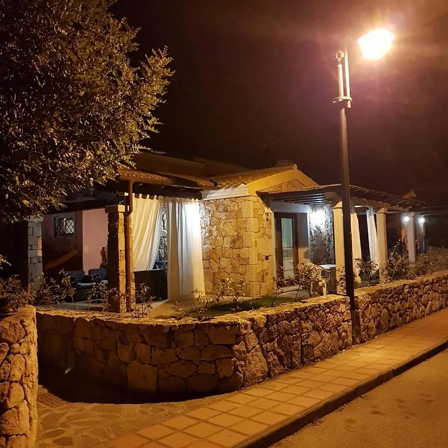 Villa Azzurra Sul Mare Budoni Dom wakacyjny