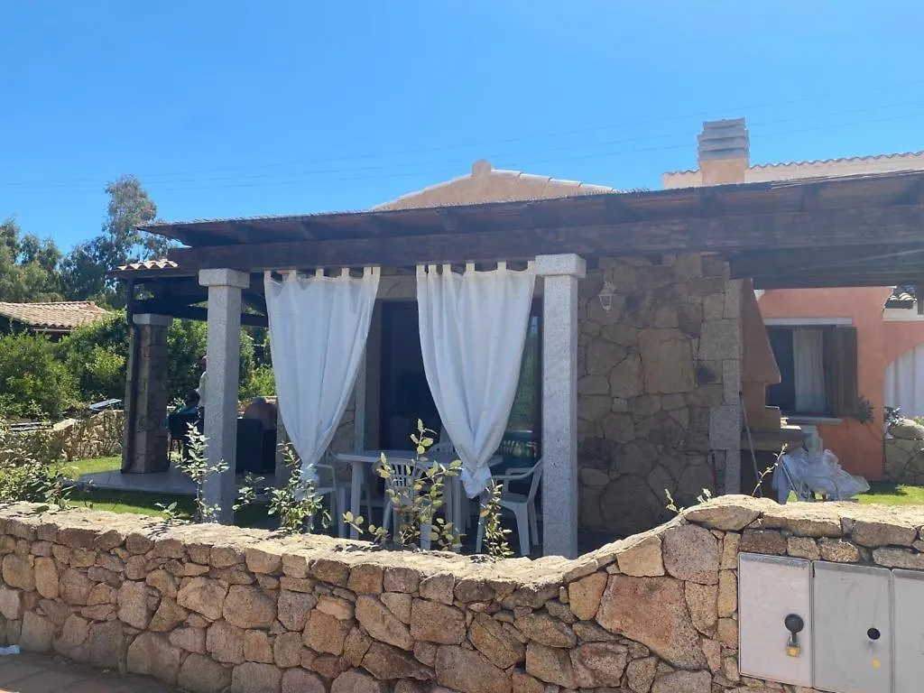 Villa Azzurra Sul Mare Budoni Dom wakacyjny