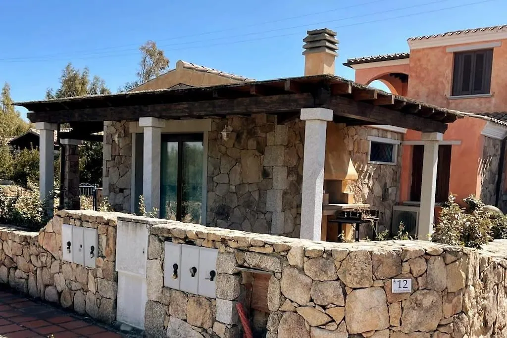 Dom wakacyjny Villa Azzurra Sul Mare Budoni